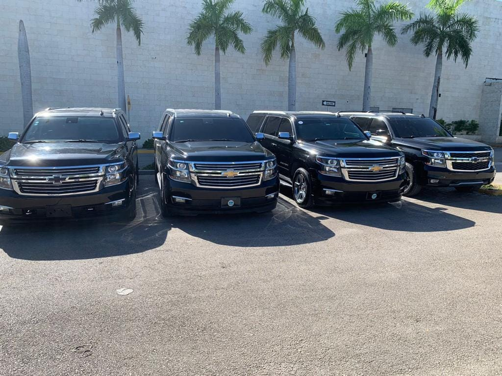 RD Excellent Transfers fleet — Chevrolet Suburban